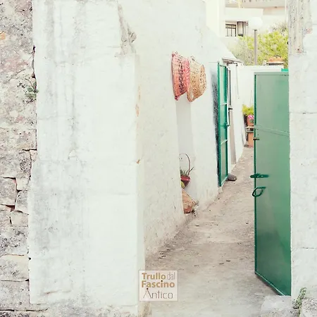 Trullo Dal Fascino Antico *